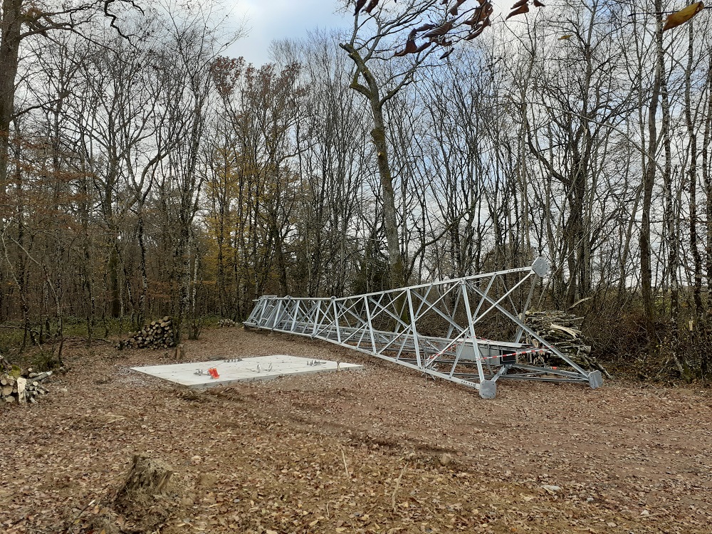 Installation du pylône